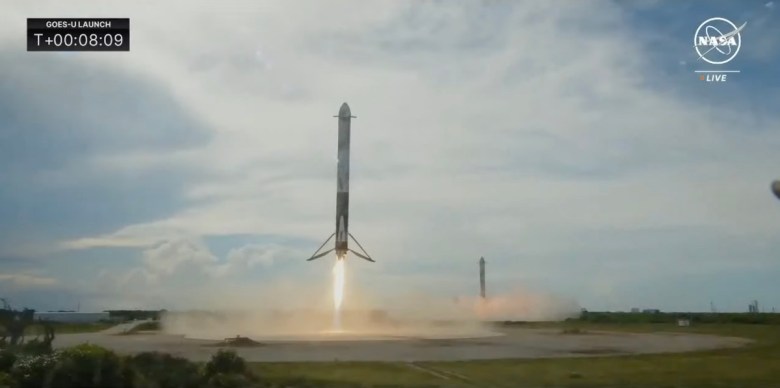 Falcon Heavy landings